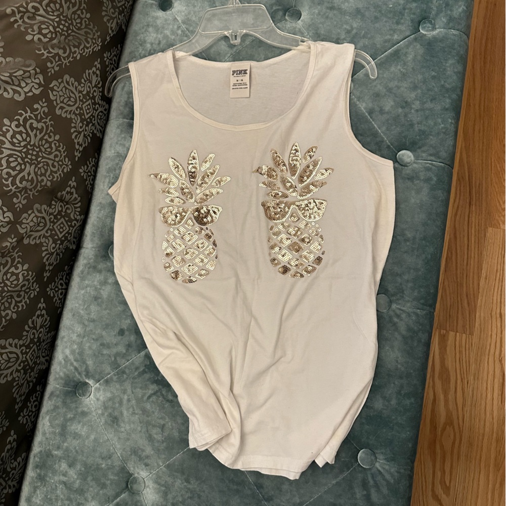 PINK PINEAPPLE NWOT TANK